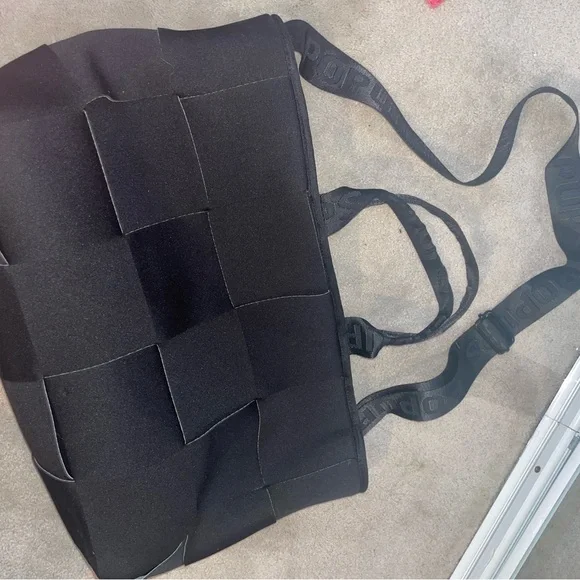 POPUPS ICON TOTE BLACK NEOPRENE PURSE - Picture 7 of 8
